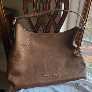 Michael Kors Aria Large Shoulder Bag Tan